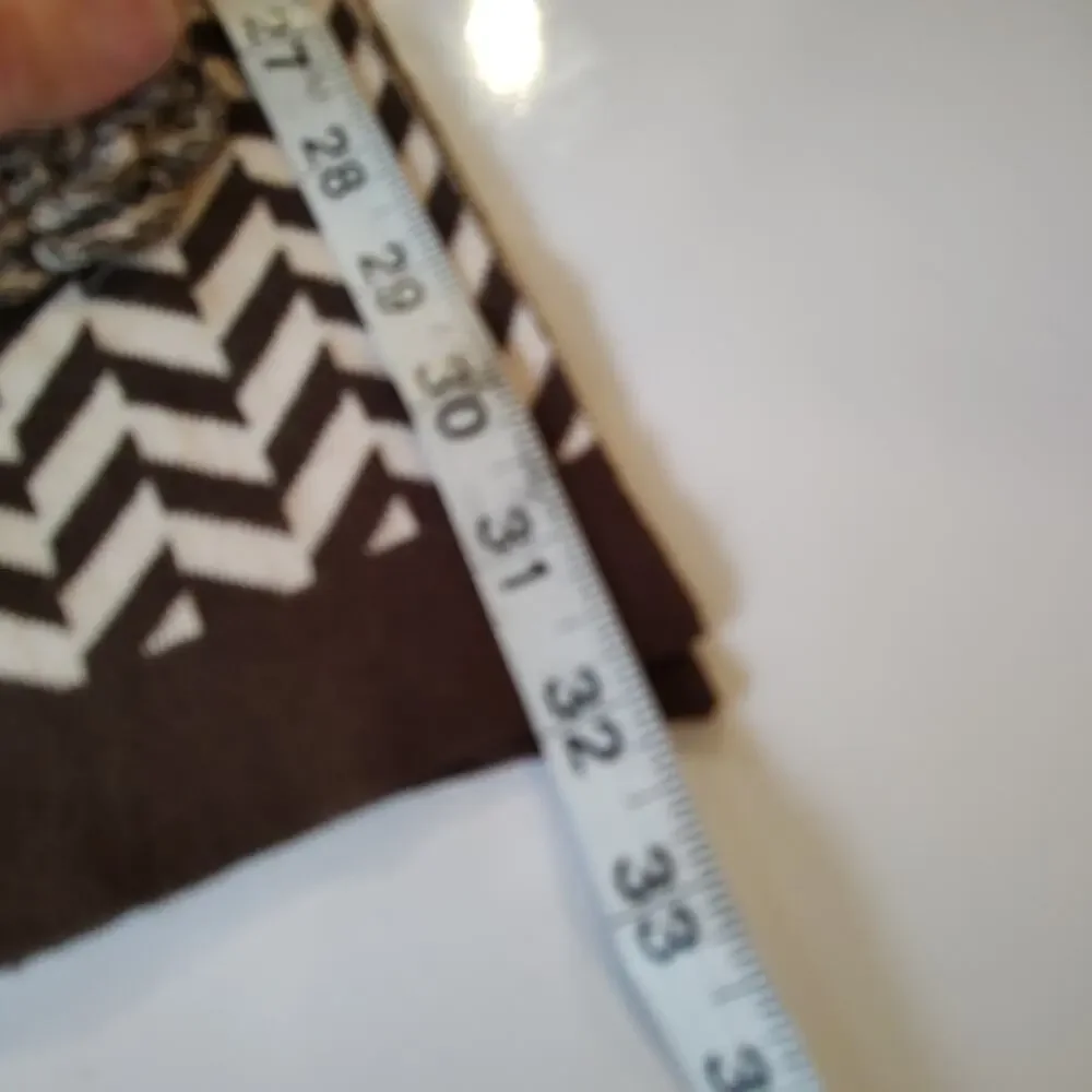 GAP Knit Brown & Cream Chevron Print Scarf